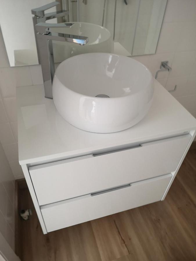 Precioso Apartamento En Primera Linea De Playa Vilagarcia de Arousa Esterno foto