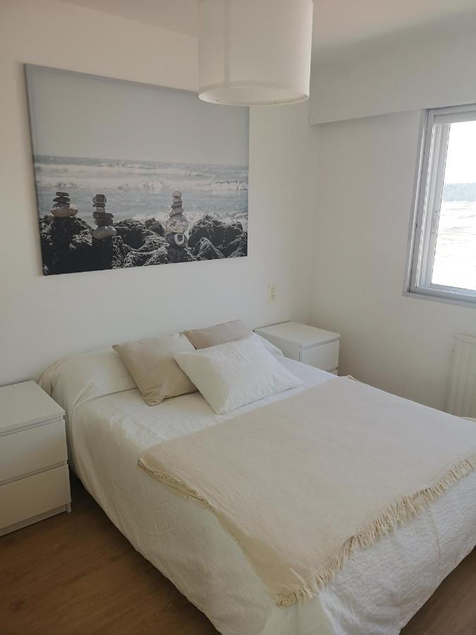 Precioso Apartamento En Primera Linea De Playa Vilagarcia de Arousa Esterno foto